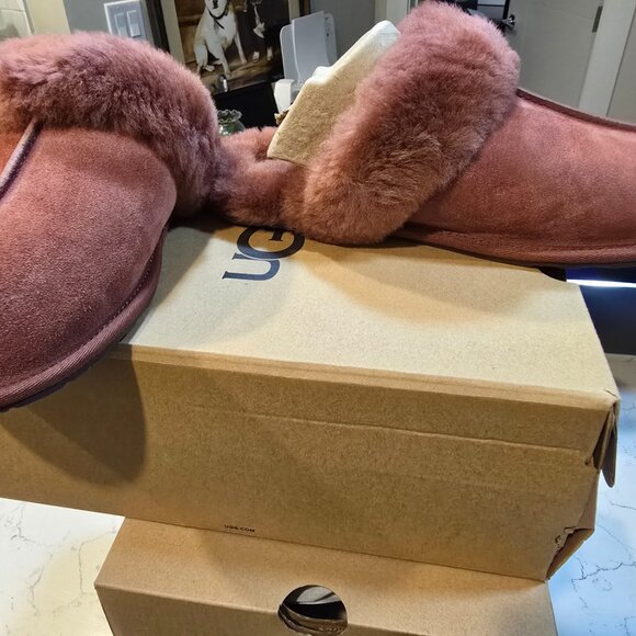 New Women's 100% UGG Brand Brown Scuffette II Slippers Shoes 1106872-RDJ Size 7 - Picture 3 of 9